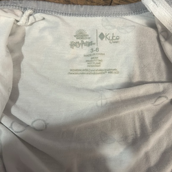 Kyte baby Harry Potter zippered romper - Picture 2 of 4